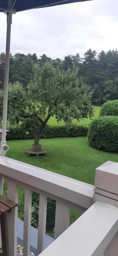 مبيت وإفطار نارْدين Huize Koempoelan المظهر الخارجي الصورة